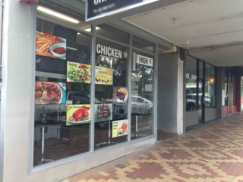Chicken On High Street - Redcliffe Tourism 0