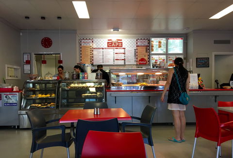 Eighty/Twenty Food - Redcliffe Tourism 0