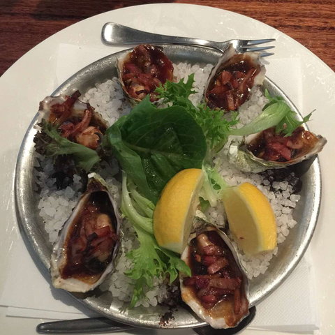 Kealba Hotel - Redcliffe Tourism 0