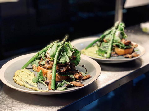 Fresh Point Co. Cafe - Redcliffe Tourism 0