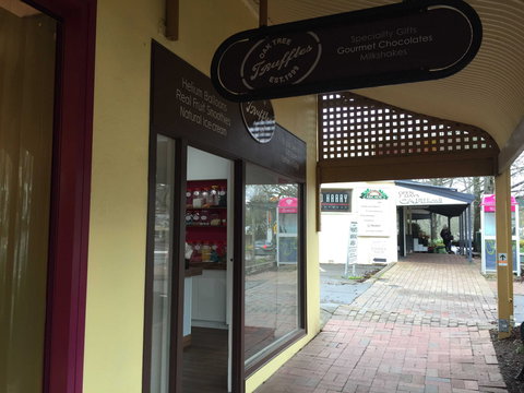 Oaktree Truffles - Redcliffe Tourism 0