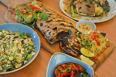 Snapper Rocks Bar & Kitchen - Redcliffe Tourism 1