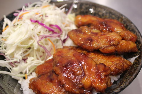 Zushi Zone - Redcliffe Tourism 0