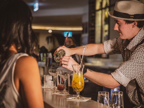 Jimmy's Bar And Lounge - Redcliffe Tourism 1