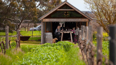 Hart Of The Barossa - Redcliffe Tourism 1