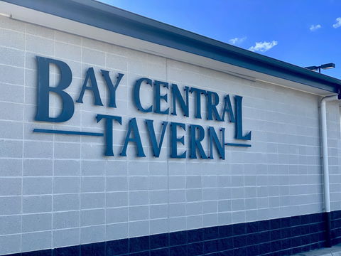 Bay Central Tavern - Redcliffe Tourism 2