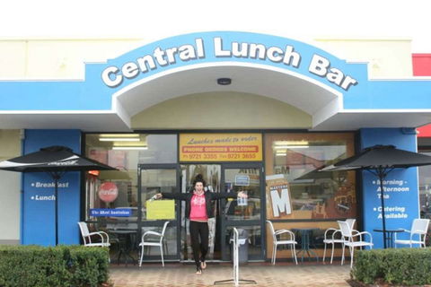 Central Lunch Bar - Redcliffe Tourism 0