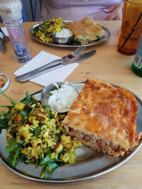 HAM - Harry & Mario - Redcliffe Tourism 0