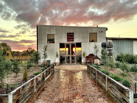 Nashdale Lane Wines Cellar Door - Redcliffe Tourism 1