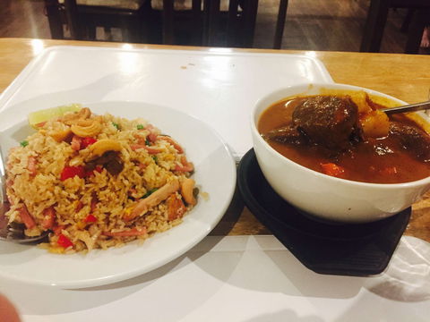 N' Thai Sing - Redcliffe Tourism 0