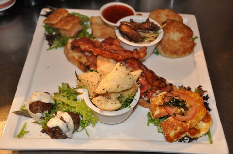 Salt Cafe Bar - Redcliffe Tourism 0