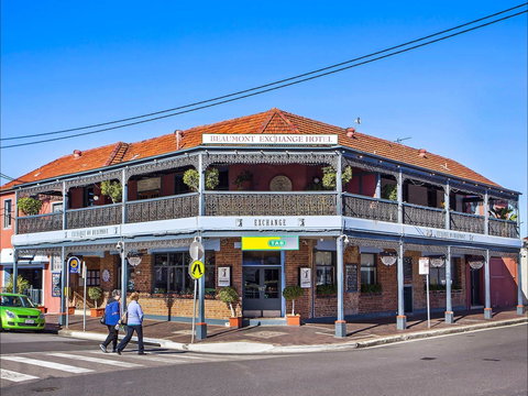 The Exchange Hotel Beaumont - Redcliffe Tourism 0