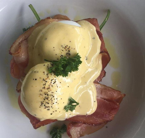 Nepean Pizza - Redcliffe Tourism 1