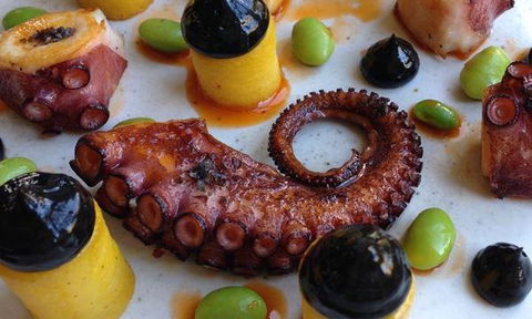 Linq Bar Restaurant - Redcliffe Tourism 12