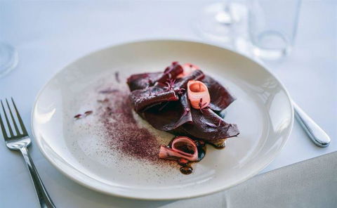 Linq Bar Restaurant - Redcliffe Tourism 1