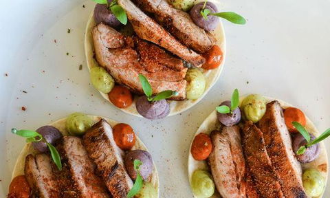 Linq Bar Restaurant - Redcliffe Tourism 7