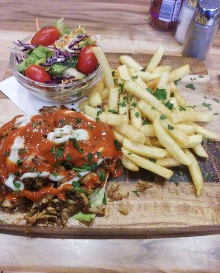 Mt Everest Nepalese Restaurant - Redcliffe Tourism 27