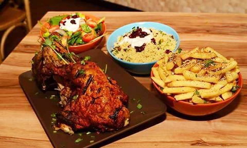 Mt Everest Nepalese Restaurant - Redcliffe Tourism 5