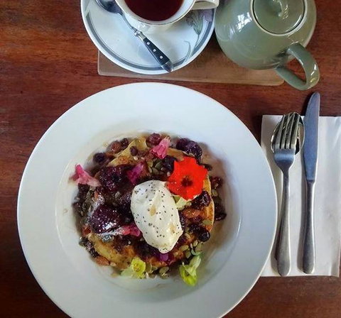 Johnny Pump - Redcliffe Tourism 12