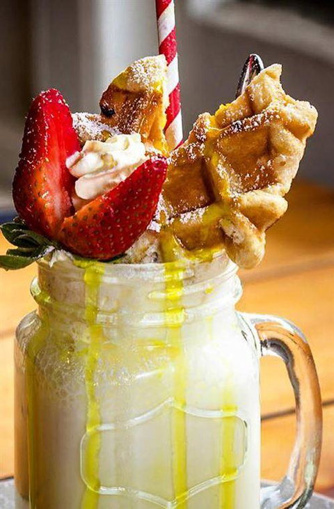 Johnny Pump - Redcliffe Tourism 4