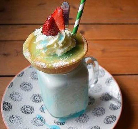 Johnny Pump - Redcliffe Tourism 7