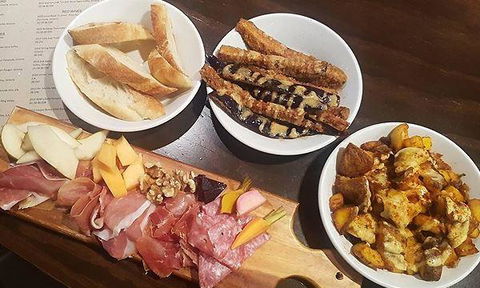 Anaya Restaurant And Tapas Bar - Redcliffe Tourism 71