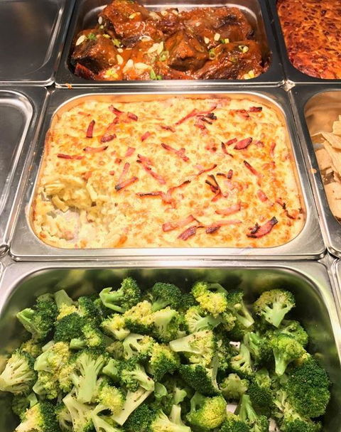 Famished Homestyle Food Bar - Redcliffe Tourism 8