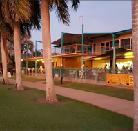 La Beach Fish  Chips - Redcliffe Tourism