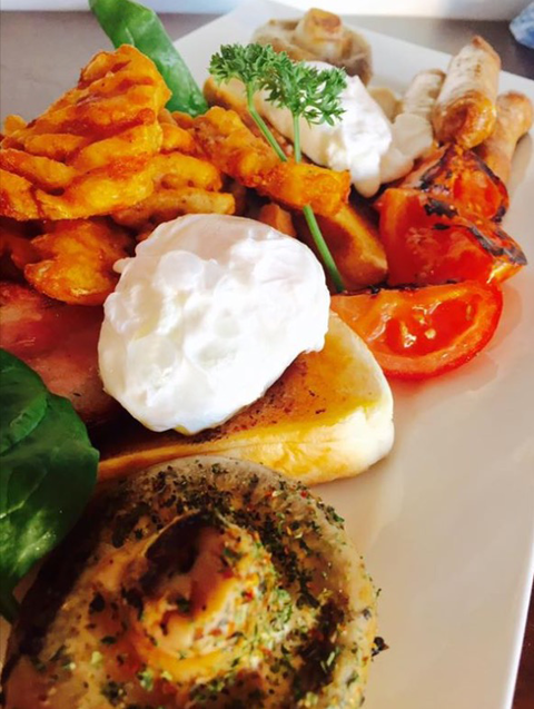 Coffeehouse Restaurant On Bolsover - Redcliffe Tourism 4
