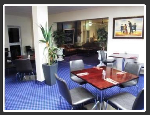 SunPalms Hotel Motel - Redcliffe Tourism 3