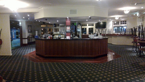 Lion Rampant Hotel - Redcliffe Tourism 2