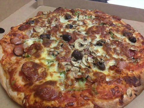 Eat-a-Pizza - Redcliffe Tourism 0