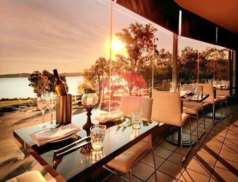 DOC Mornington - Redcliffe Tourism 8