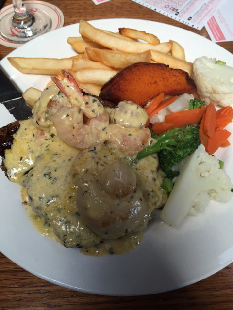 Carrick Inn Hotel - Redcliffe Tourism 7