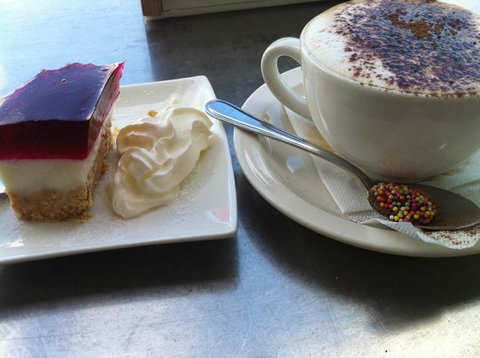 Freckles Cafe - Redcliffe Tourism 0