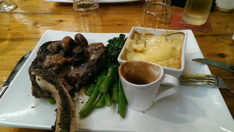 JB O'Reillys Tavern - Redcliffe Tourism 0