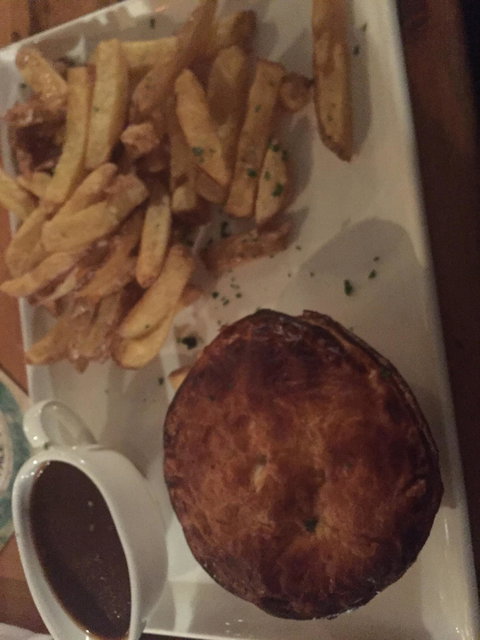 JB O'Reillys Tavern - Redcliffe Tourism 3