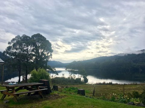Lakeside Bar & Grill - Redcliffe Tourism 0