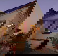 Riviera Hotel Bistro - Redcliffe Tourism