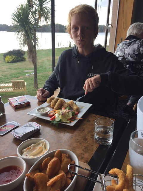 Riviera Hotel Bistro - Redcliffe Tourism 2