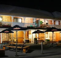 Sheffield Hotel - Redcliffe Tourism