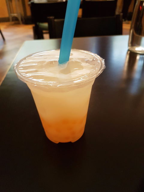 The Apple Daily Bar & Eating House - Redcliffe Tourism 2