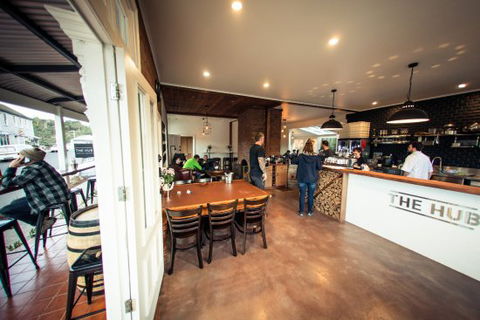 The Hub - Pizza And Beer - Redcliffe Tourism 0