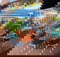 Hedland Harbour Cafe - Redcliffe Tourism