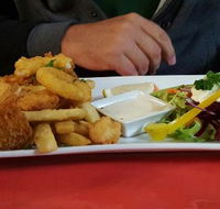 Shark Bay Hotel - Redcliffe Tourism