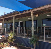 Shark Bay Ocean Park Aquarium - Redcliffe Tourism