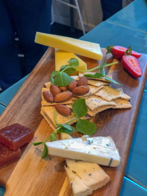 Paradiso Cafe & Cocktail Bar - Redcliffe Tourism 1