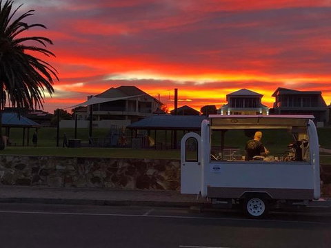 Holdfast Beach Club - Redcliffe Tourism 0