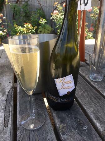 Barristers Block Cellar Door - Redcliffe Tourism 0