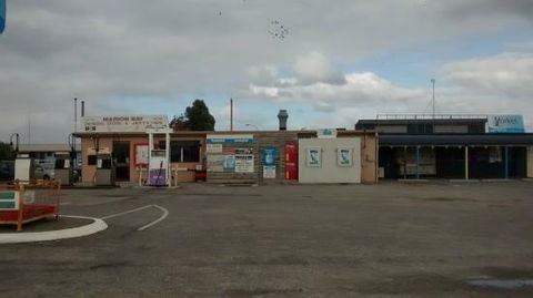 Marion Bay General Store & Cafe - Redcliffe Tourism 0